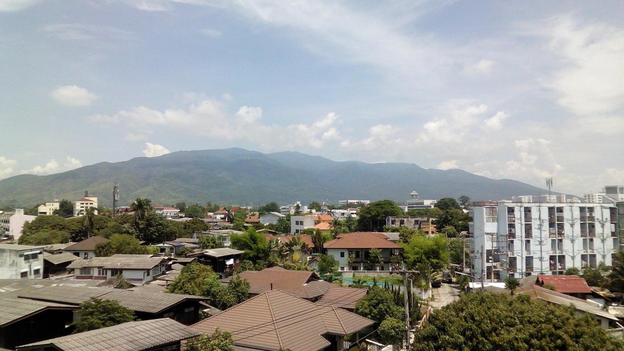 Mantra Place Chiang Mai Exterior photo